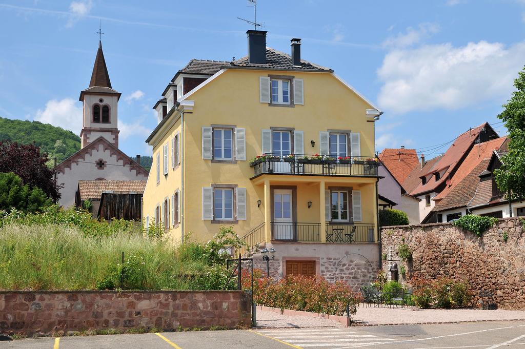 Les Balcons De Riquewihr Exterior foto