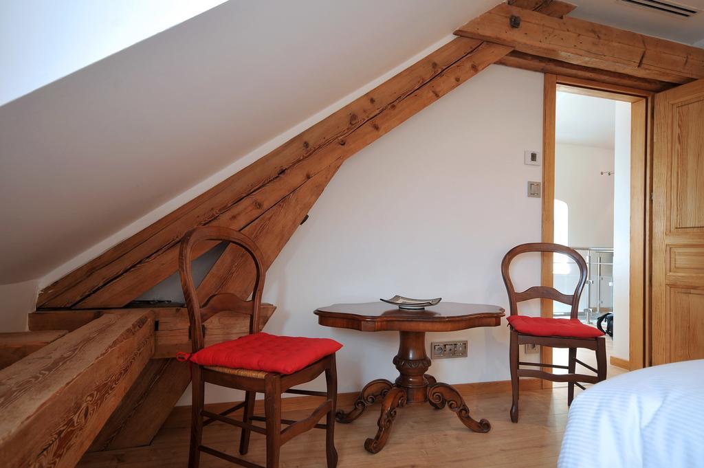 Les Balcons De Riquewihr Exterior foto